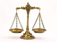 Als Notare sind wir in Kempten zuständig für Beurkundungen jeder Art sowie für die Beglaubigung von Unterschriften.